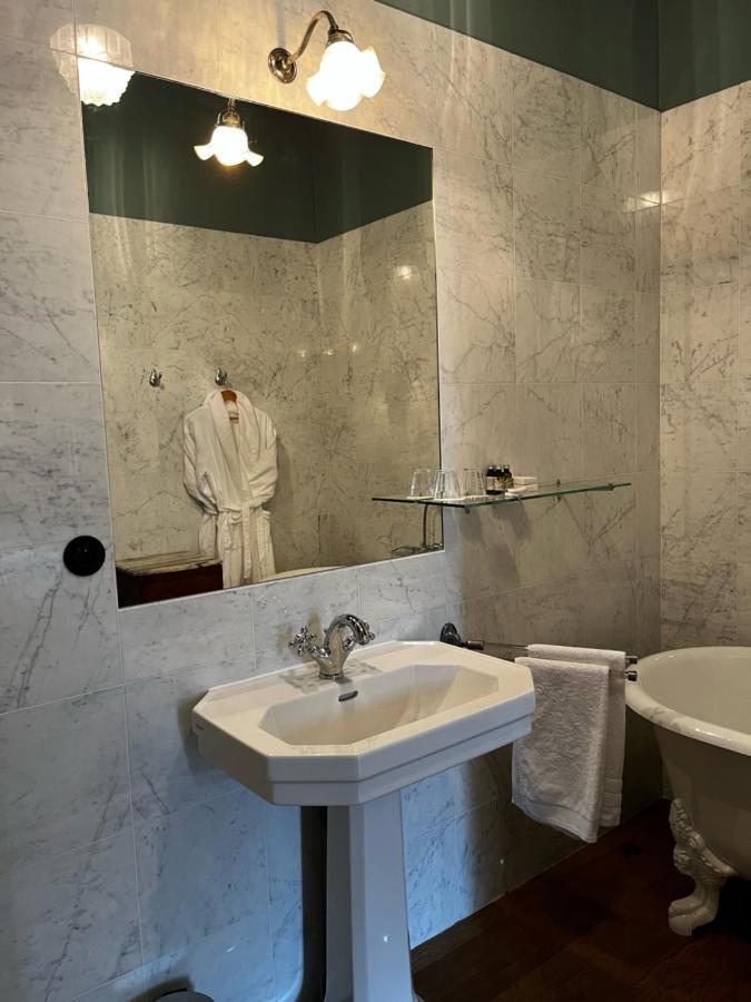 Hotel Restaurant Chez Gervais Quingey 外观 照片