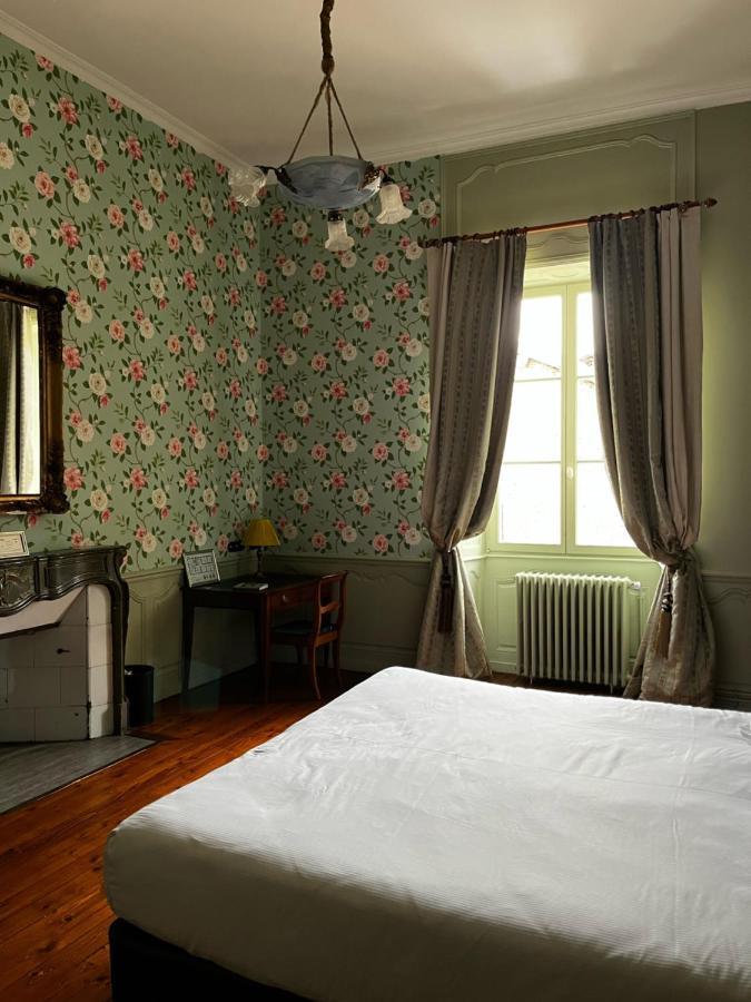 Hotel Restaurant Chez Gervais Quingey 外观 照片